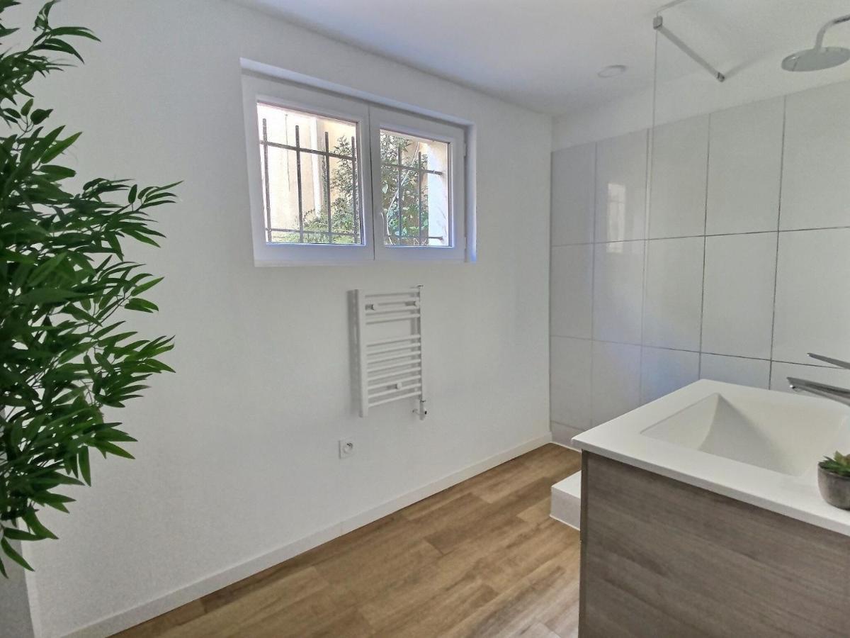 Superbe * Maison Moderne * Proche Centre * Parking Prive * Angers