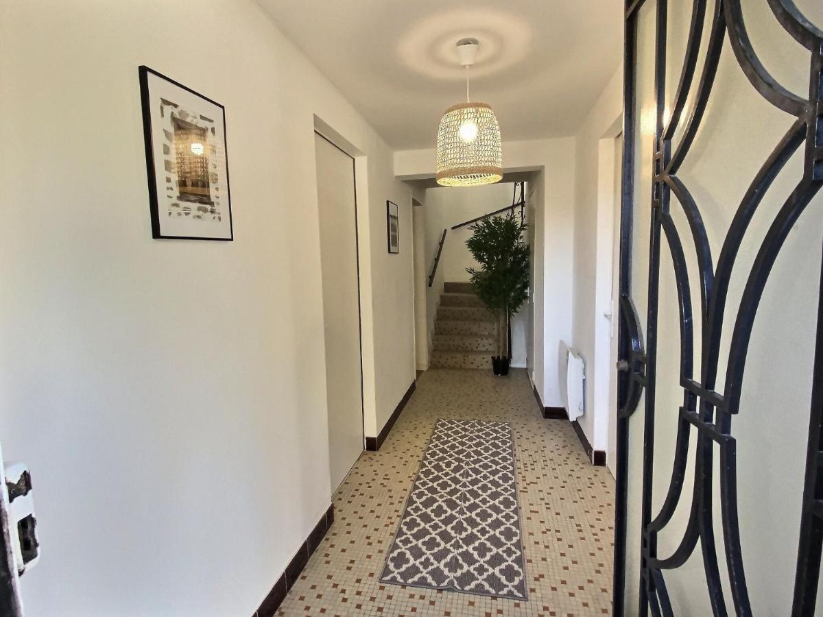 Hébergement de vacances Superbe * Maison Moderne * Proche Centre * Parking Prive