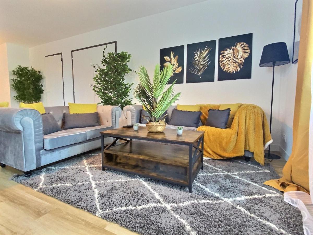 Superbe * Maison Moderne * Proche Centre * Parking Prive *